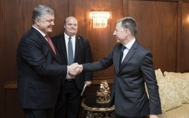 Порошенко обсудил с Волкером шаги по деоккупации Донбасса