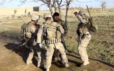 Жарт про солдатів США під Маріуполем підірвав соцмережі: опубліковано відео