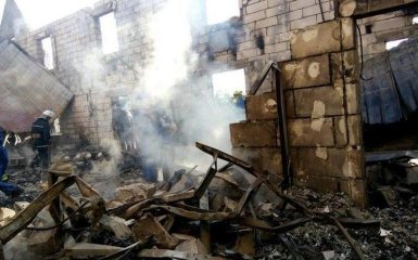 Пожежа в будинку для літніх людей під Києвом: з'явилися розповіді очевидців