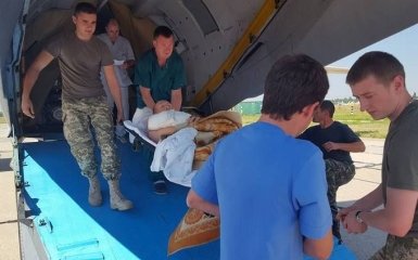 В Одессу прибыл борт с тяжелоранеными бойцами АТО