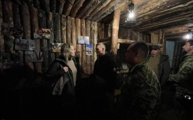Оллонгрен встретилась с бойцами ЗСУ