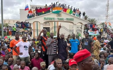 Страны Западной Африки готовятся ввести войска в Нигер, если хунта не уступит власть — Reuters