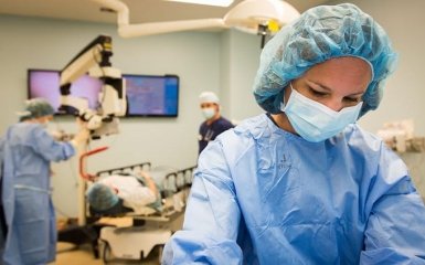 МОЗ відповіло, чому коронавірус так уразив медиків України