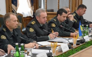 Разведение сил на Донбассе: глава Генштаба сделал громкое заявление