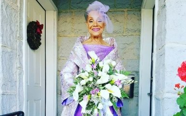 86-летняя невеста восхитила всех платьем собственного дизайна: появились фото
