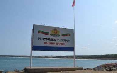 Болгарія посилила контроль на морі після вибуху міни поблизу Румунії