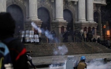 У Бразилії мільйони людей протестують проти пенсійної реформи: з'явилося відео