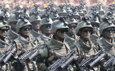 В КНДР прошли масштабные военные учения