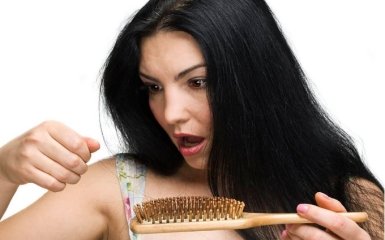 Как остановить выпадение волос: 10 дельных советов