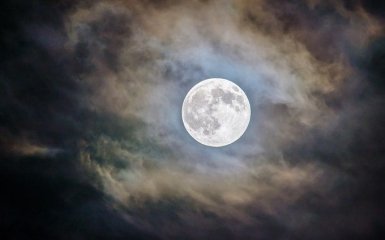 Астрономы наконец-то разгадали загадку "хижины" на Луне