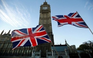 Парламент Великої Британії проголосував за проведення дострокових виборів