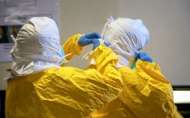 МОЗ попередило про тривожний прогноз щодо коронавірусу на свята