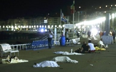 Страшный теракт в Ницце: появилась информация о террористе и новое видео