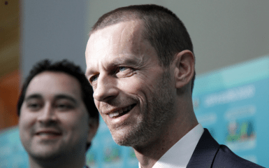 Александер Чеферін