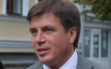 Центральная и местная власть должны объединить усилия для децентрализации - Зубко