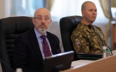 Резніков назвав терміни скасування обов'язкового військового призову