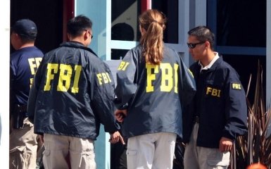 Директор ФБР скаржиться на велику кількість агентів РФ на території США