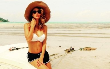 Лобода показала яркие снимки с отдыха: опубликованы фото