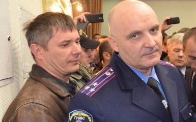 Штурм поліції в Черкасах: журналістів насмішило виправдання винуватця, з'явилося відео