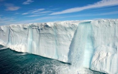 Северный полюс тает