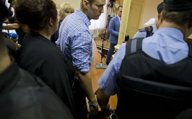 Арестованного российского оппозиционера Навального срочно госпитализировали: подробности