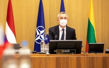 НАТО відреагувало на перші санкції Байдена проти Росії