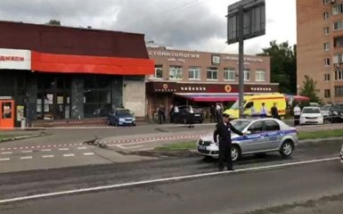 В Москве неизвестный захватил в заложники покупателей магазина: есть пострадавшие
