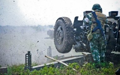 Ситуація в АТО: бойовики стріляють з артилерії 152 мм калібру та "Градів", четверо поранених