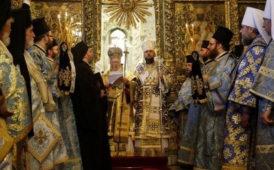 Исторический день: Варфоломей вручил Томос об автокефалии Епифанию