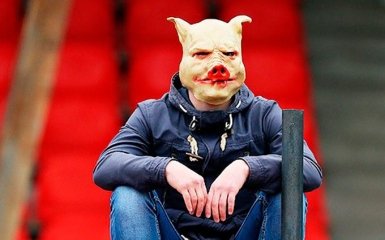 Справжні свині: фанати "Спартака" розгромили стадіон в Росії - з'явилися фото