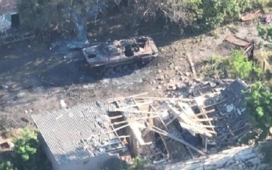 Морпехи захватили в плен российского офицера и еще 10 солдат