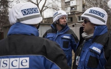 Щось приховують: бойовики не пустили спостерігачів ОБСЄ в Донецьку область