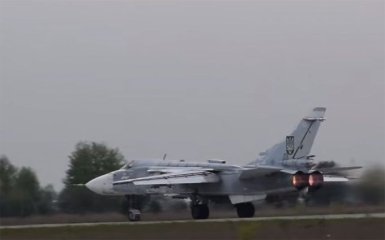 Украинские пилоті провели учения по противодействию вражеской ПВО: появилось видео