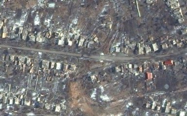 Спутники Maxar показали Бахмут после бомбардировок - фото