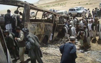 В Афганістані сталася масштабна ДТП, десятки загиблих: опубліковані фото