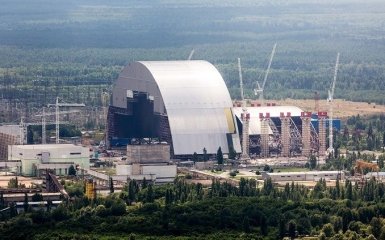 Российские войска захватили ЧАЭС и взяли заложников