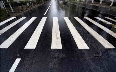 В Киеве появятся пешеходные переходы с сенсорным освещением