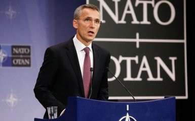В НАТО поговорили с Россией об Украине: появилось громкое заявление
