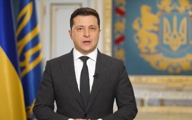 Зеленский анонсировал расширение "єПідтримки" и выплаты за бустерную вакцинацию