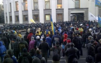 Мітингувальників під Радою не розганятимуть - МВС