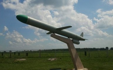 Знайдені в Польщі уламки ракети належать російській Х-55 — Інститут ВПС