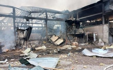 Армия РФ ударила авиабомбой по школе в Херсонской области. Есть погибшие