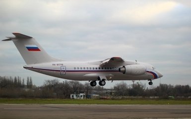 Під Києвом приземлився літак із Кремля