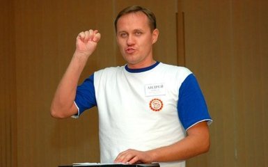 У затриманого топ-менеджера Курченко знайшли подарунок від охоронців Путіна: опубліковані фото