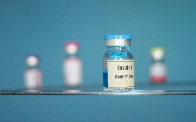 В Украине разрешили бустерную дозу вакцины от коронавируса