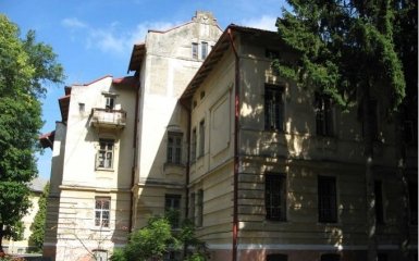 Из психбольницы во Львове сбежали два опасных пациента: опубликовано фото