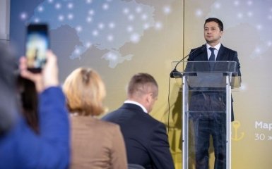 У Зеленського нарешті відповіли, чи будуть подавати воду до Криму