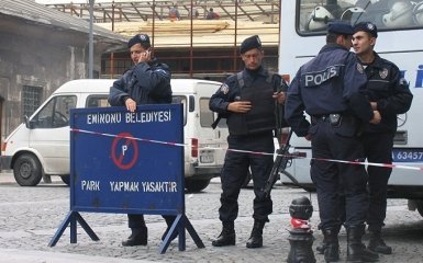 В Стамбуле застрелили террористок, напавших на полицию: опубликовано видео