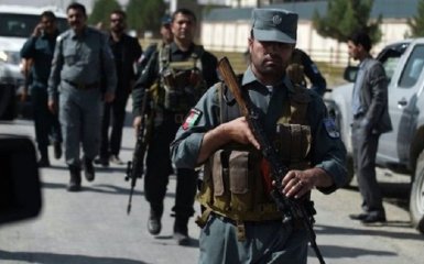 В Афганистане террористы-"врачи" напали на госпиталь: появились видео
