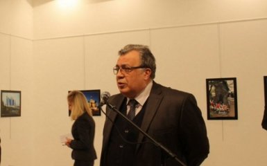 Путин, все включено: соцсети взбудоражило убийство российского посла в Турции